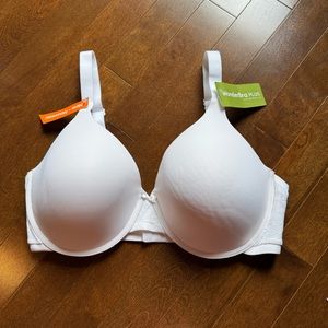 NWT Wonderbra white wire bra size 38DD